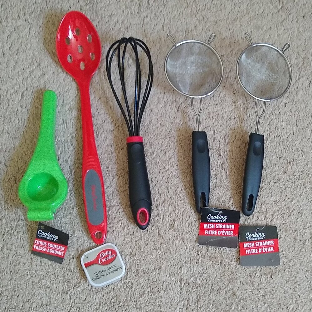 Kitchen tools: Whisk, Citrus Squeezer, Slotted Spoon, Sieves x 2 New